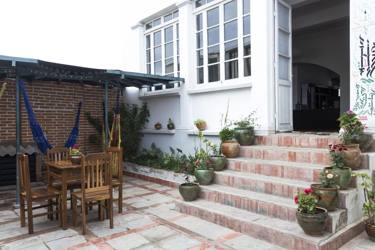 Hostel Casa Blanca سوكر المظهر الخارجي الصورة