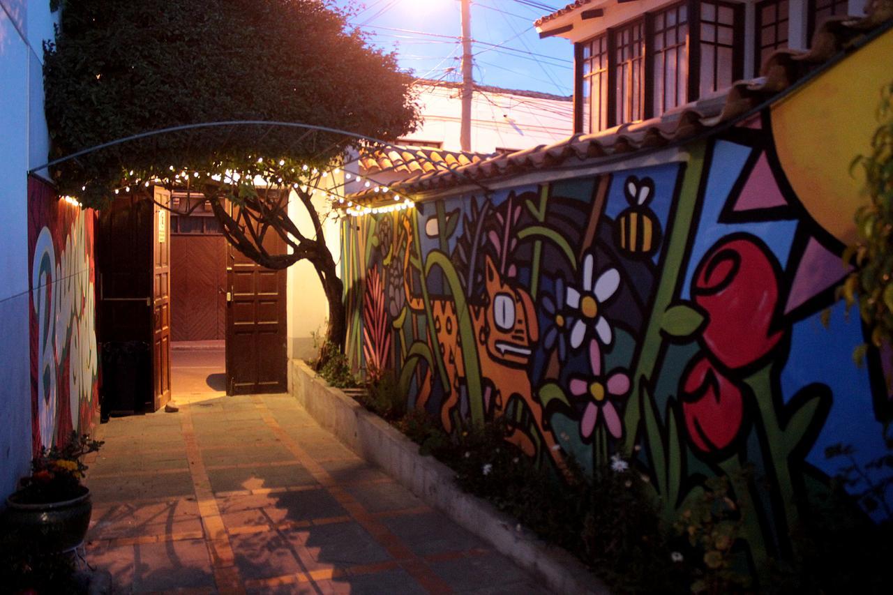 Hostel Casa Blanca سوكر المظهر الخارجي الصورة